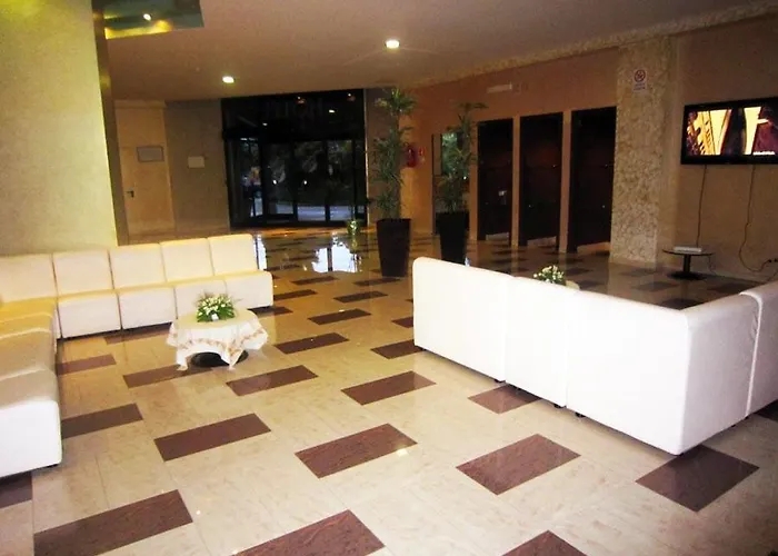 Park Grumentum فندق Grumento Nova